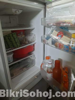 Fridge
